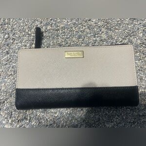 kate spade Black and Cream Saffiano Leather Zip Wallet